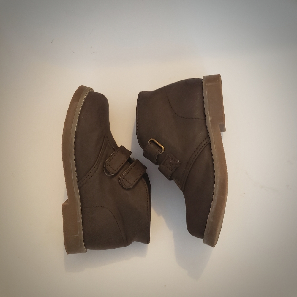 Size 9 boys brown boots